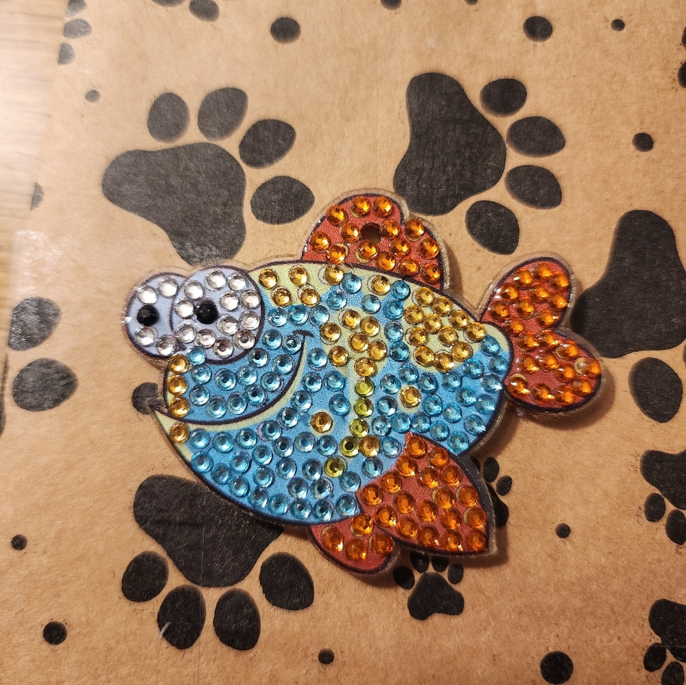 Colorful Fish Diamond Puzzle Keychain Handmade - Picture 3 of 5
